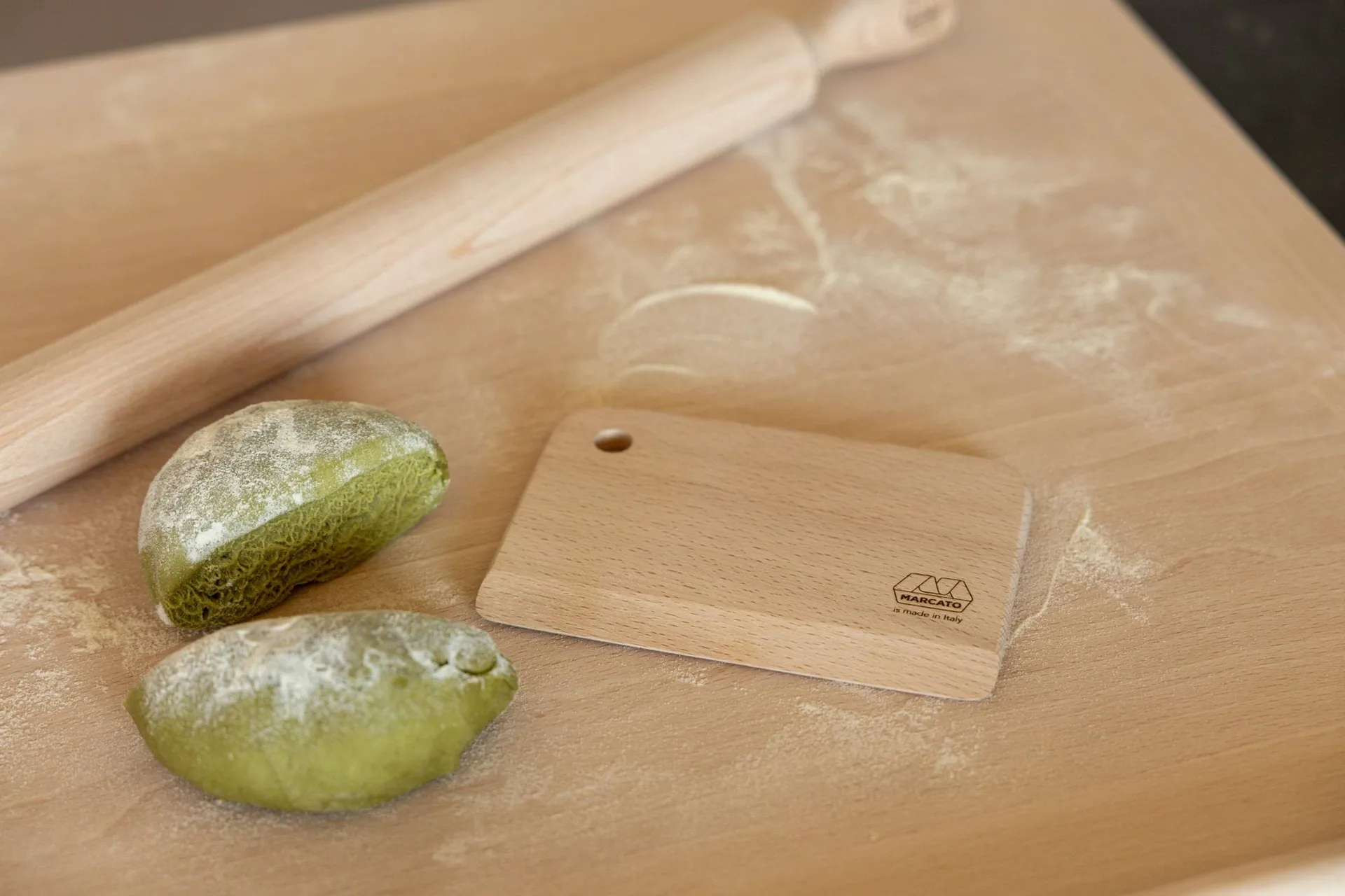 Marcato dough scraper, Beech Marcato