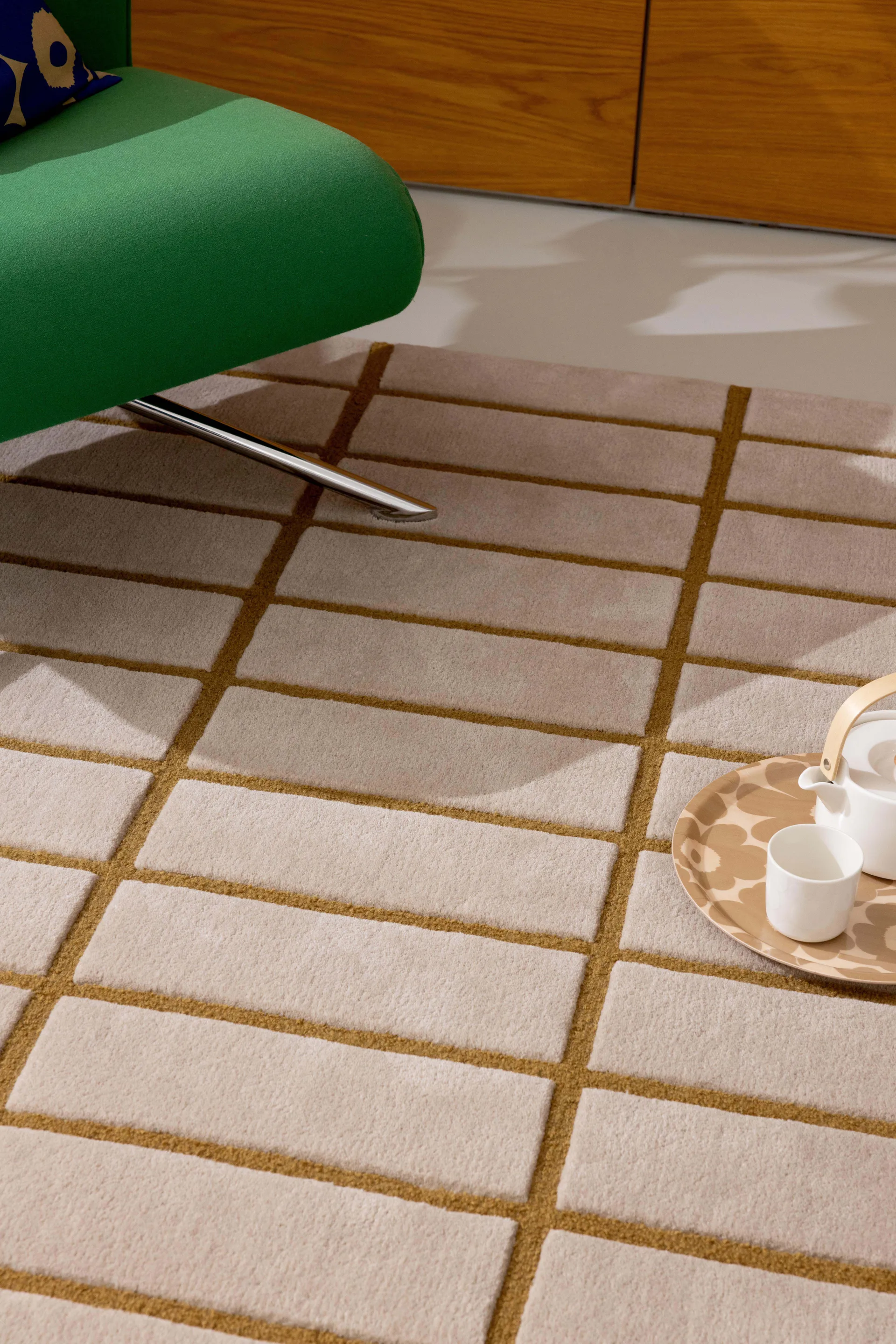Tiiliskivi wool rug, Bronze yellow, 140x200 cm Marimekko