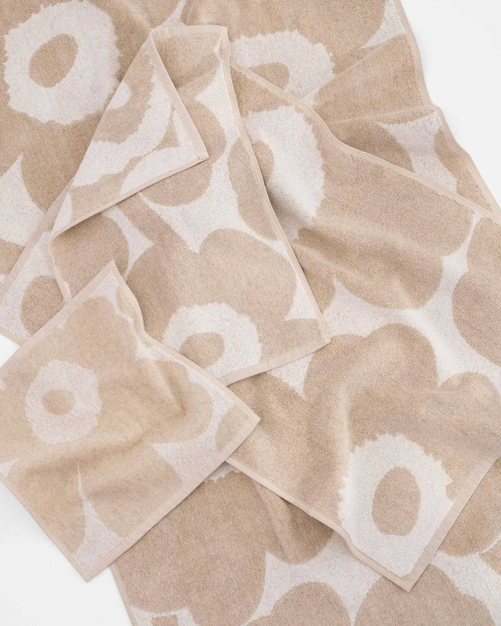 Unikko bath towel 70x150 cm, Off white-linen Marimekko