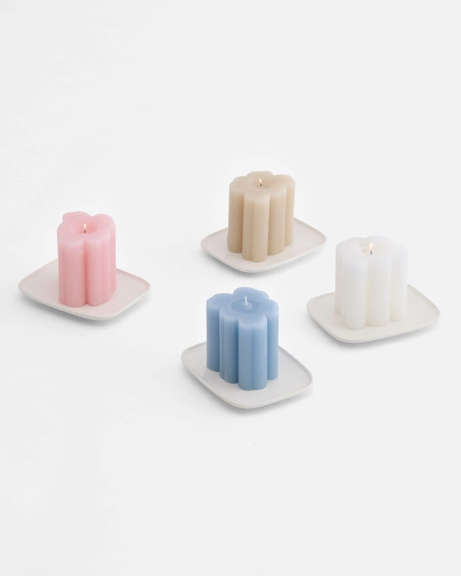 Unikko Shape candle, Blueberry Marimekko