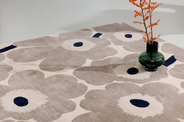 Unikko wool rug - Greige, 250x350 cm - Marimekko