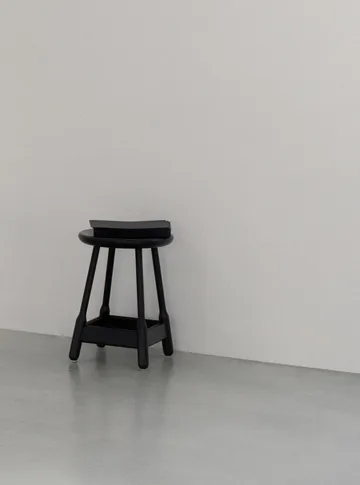 Albert barstool 50 cm - Dark stained oak - Massproductions