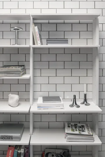 Gridlock Deep Shelf W800 shelf - White stained Ash - Massproductions