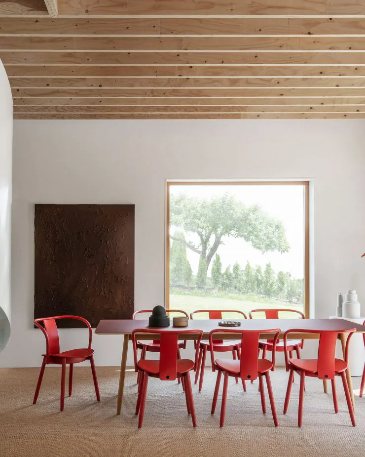Icha chair, Red varnished beech Massproductions
