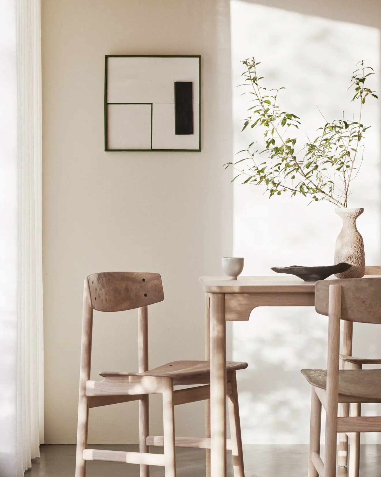 Conscious BM3162 chair, Soaped oak-coffee waste light Mater
