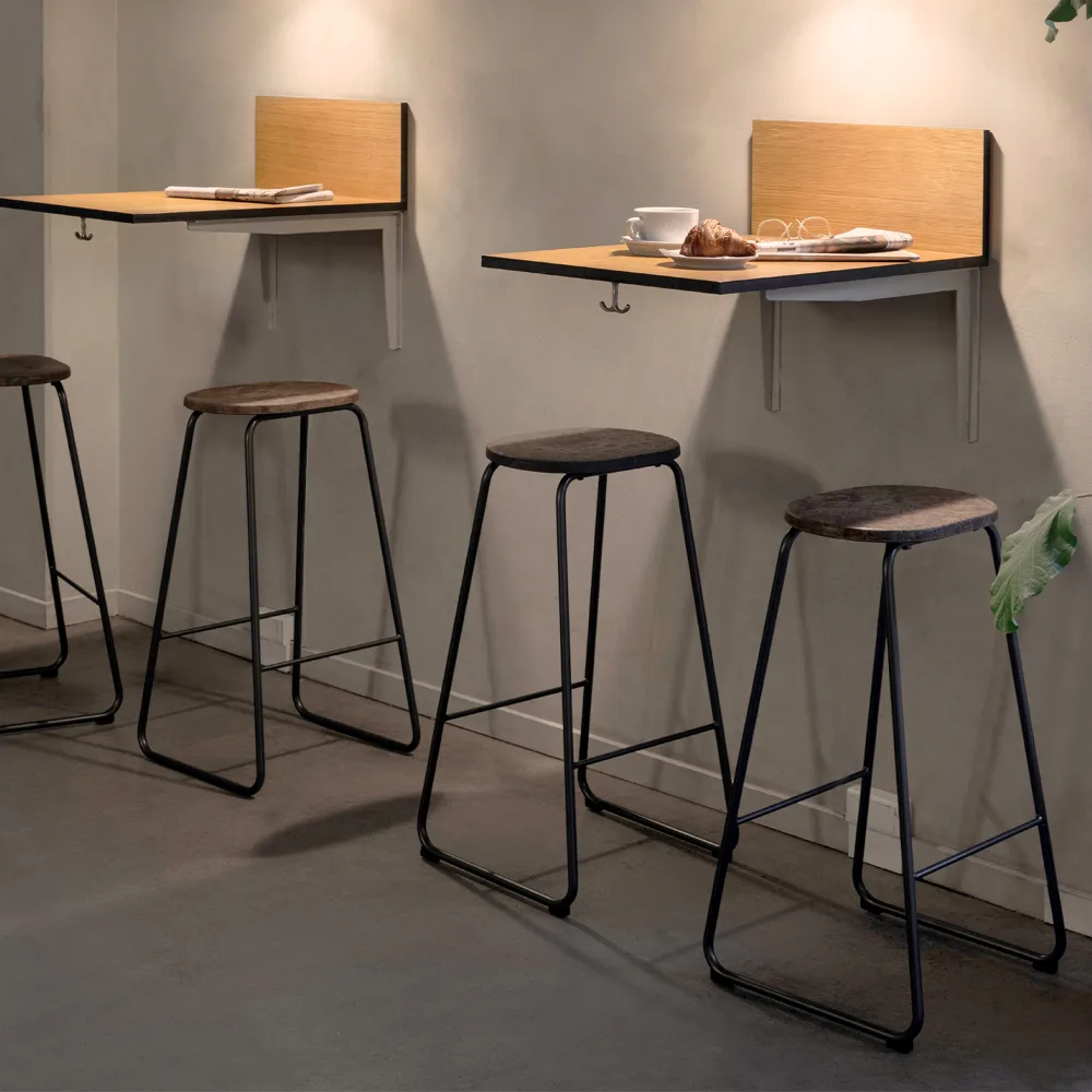Earth bar stool, Coffee. h.69. black steel stand Mater