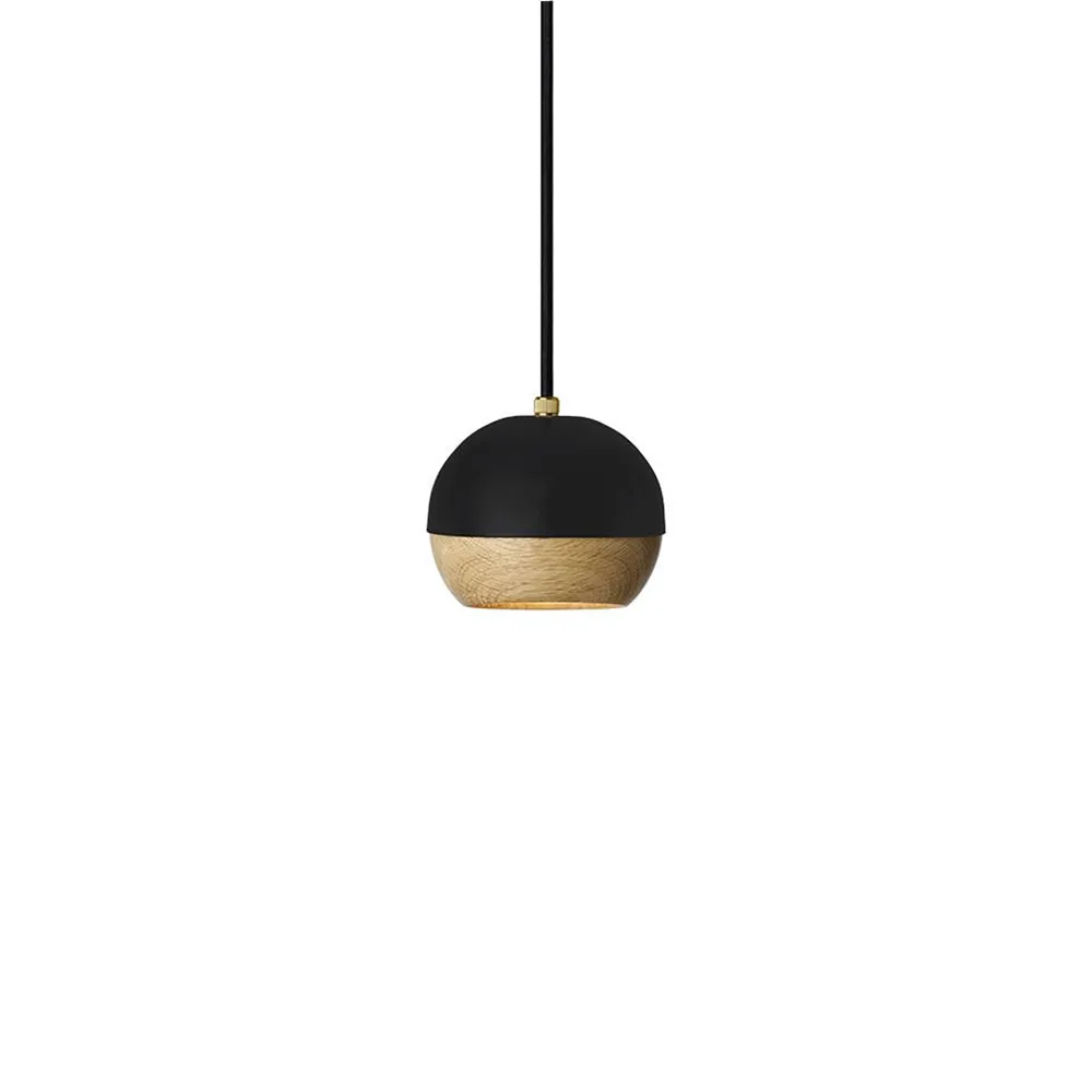 Ray pendant lamp, black, small, oak detail on screen Mater
