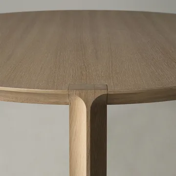 Amor dining table round - oak white-pigmented hardwax oil - Mavis