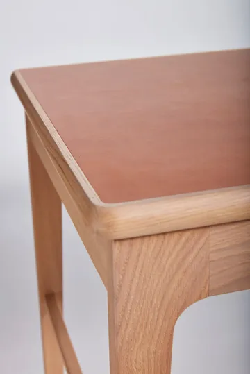 Höllviken desk - oak white pigmented - Mavis