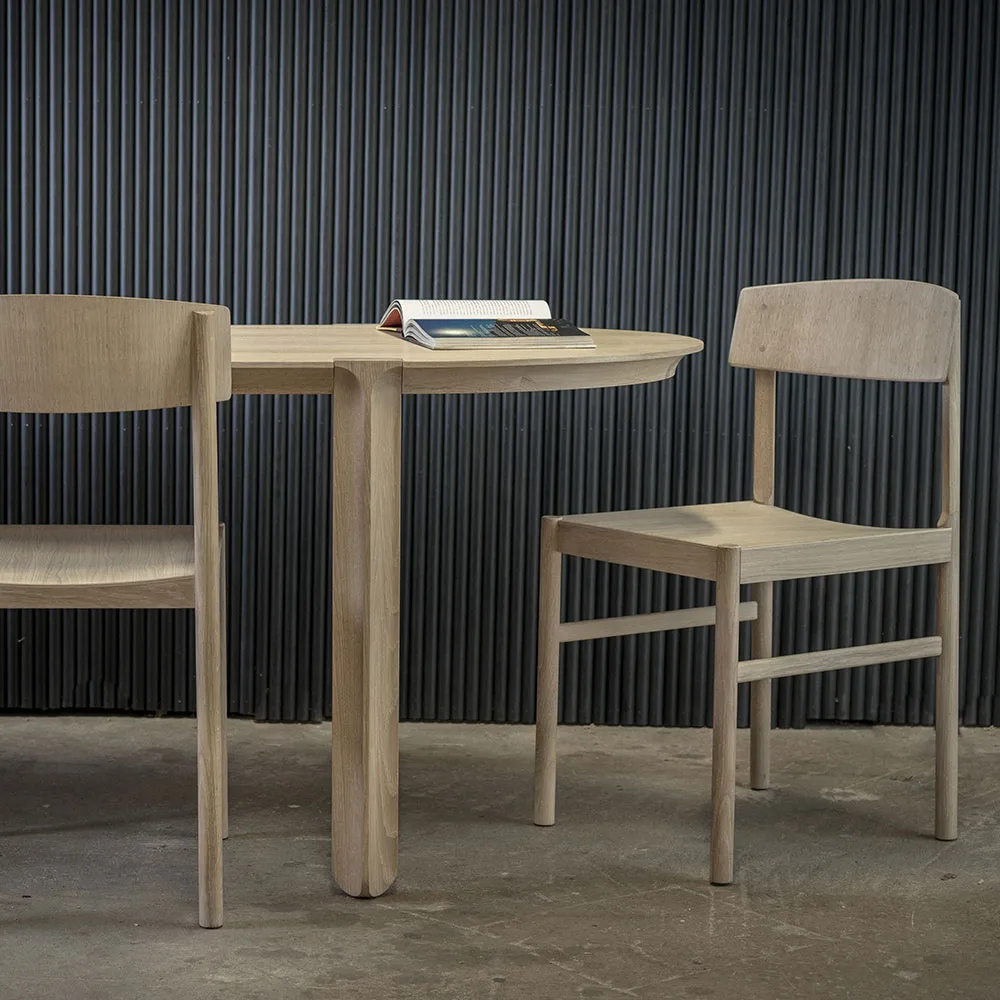 Rod chair, White pigmented matte lacquered oak Mavis
