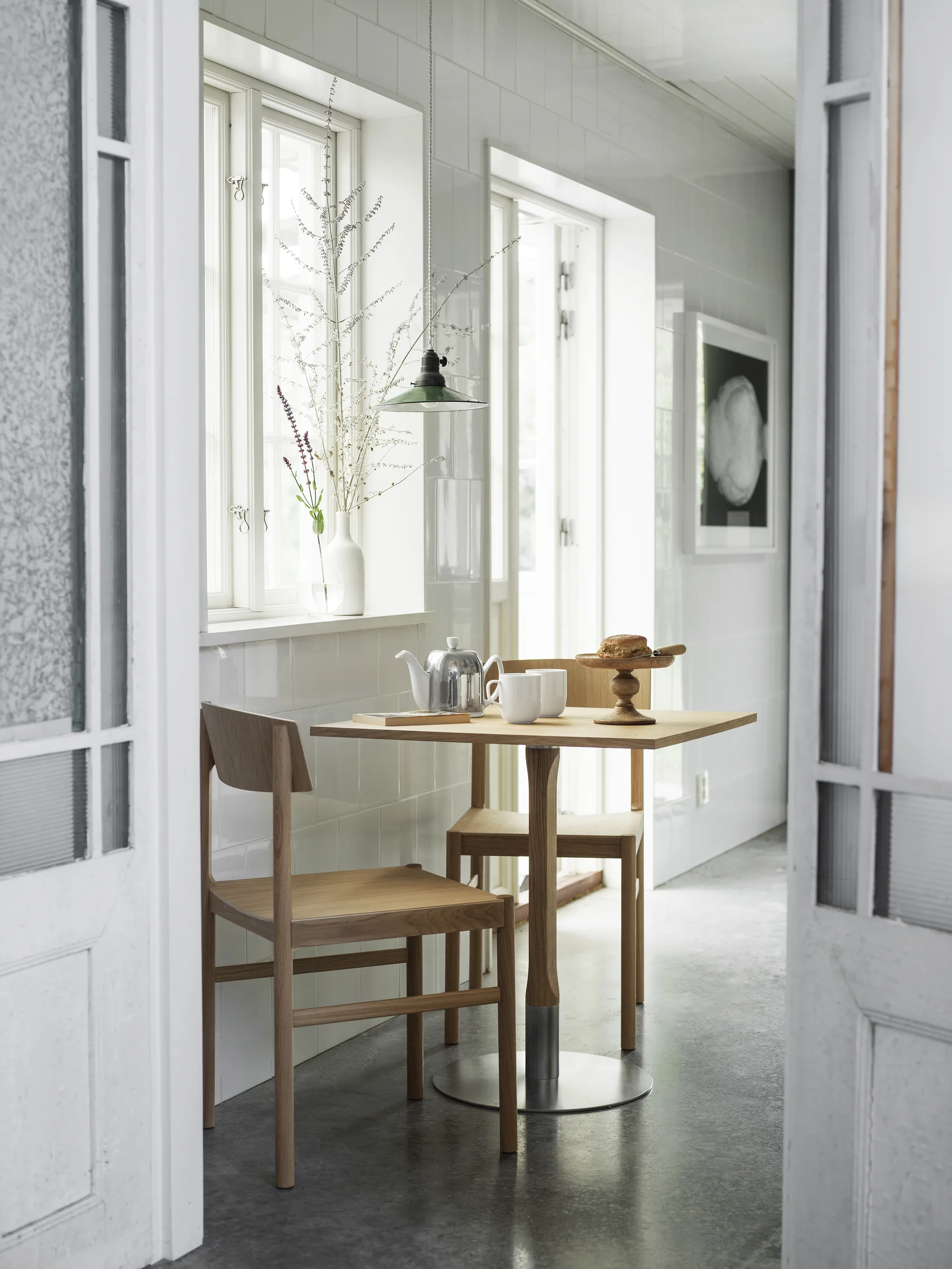 Rod chair, White waxed oak Mavis