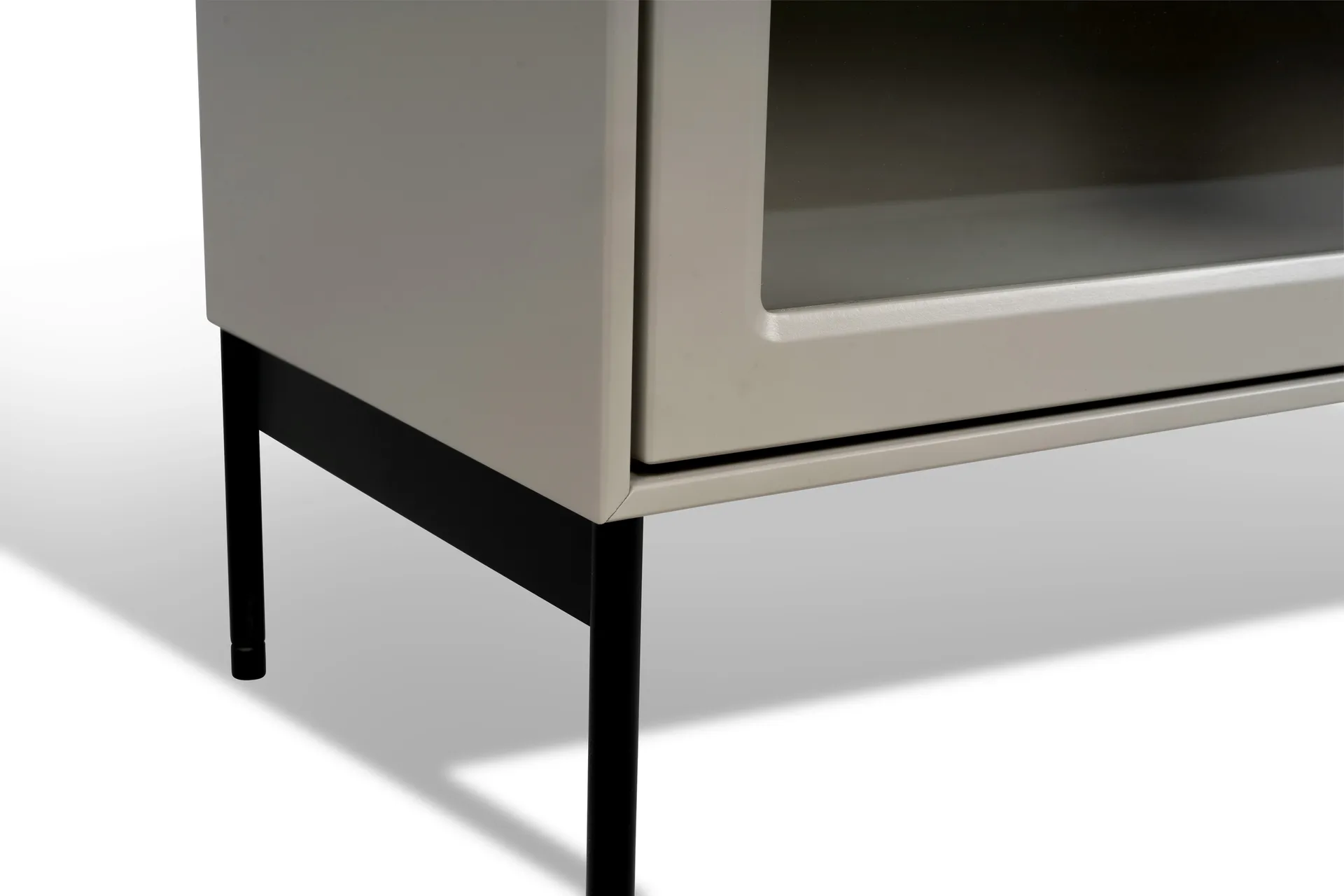 Volt display cabinet 130 cm beige, Details in black Mavis
