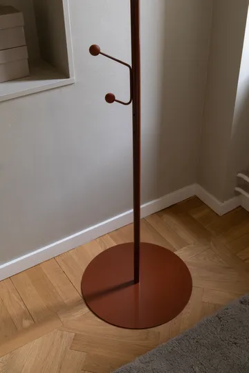 Bill Floor clothes hanger - Cinnamon - Maze