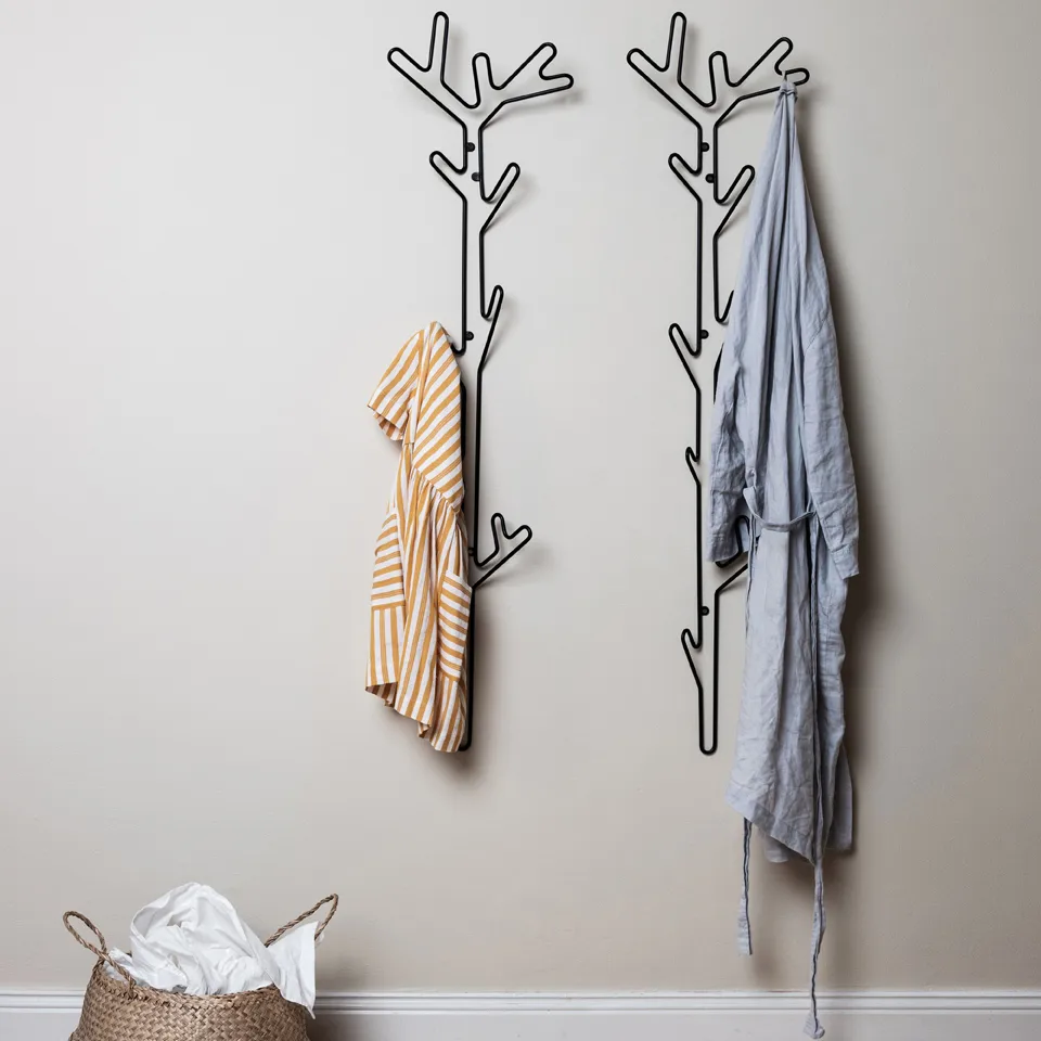 Branch hanger, black Maze