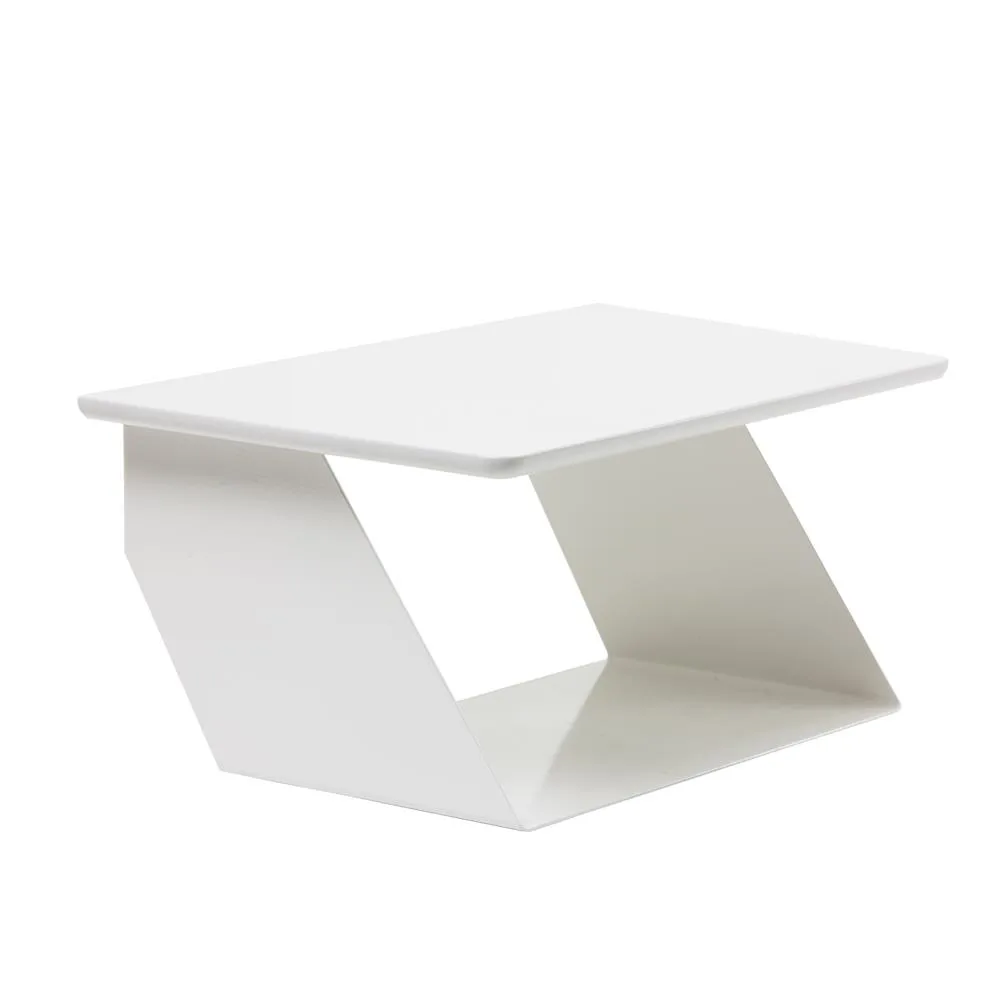 Edgy shelf, white Maze