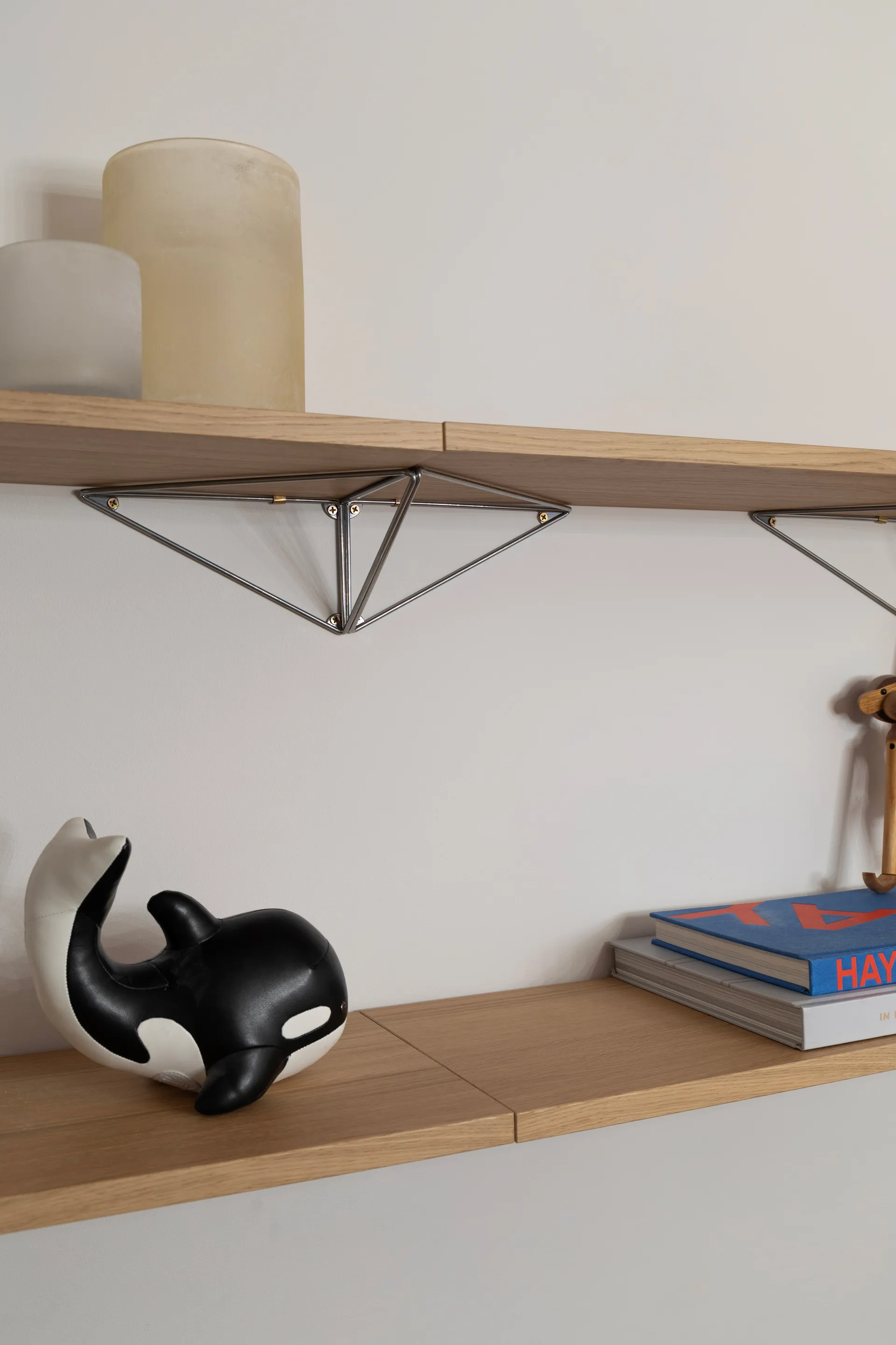 Pythagoras shelf, oak-chrome, 20x80 cm,  Maze