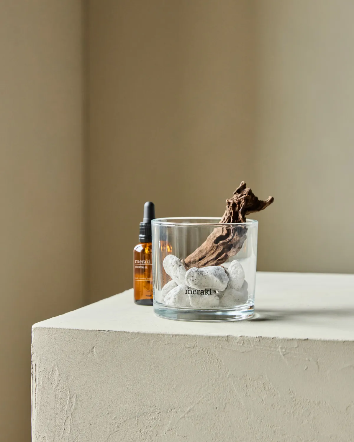 Meraki diffuser lava stone and wood incl. oil, Herbal calm, White Meraki