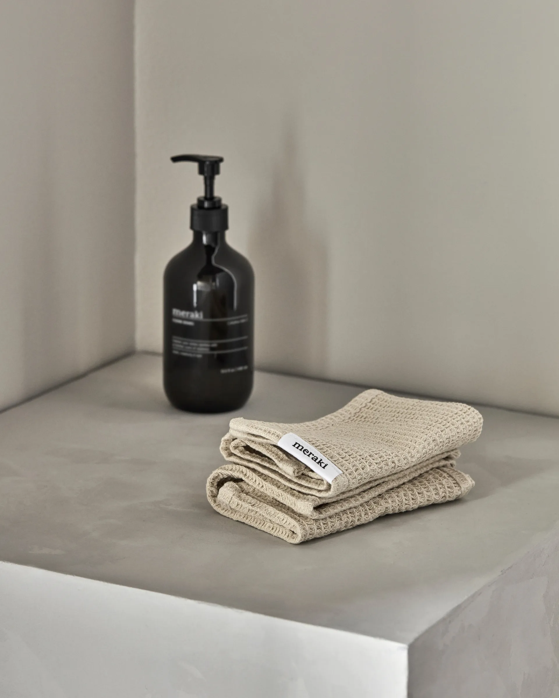 Meraki gift set dish soap and dishcloth 3 pieces, Shadow lake Meraki