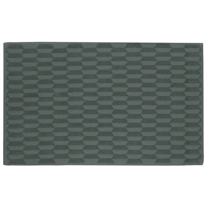 Geo bathroom mat 50x80 cm - Pine green - Mette Ditmer