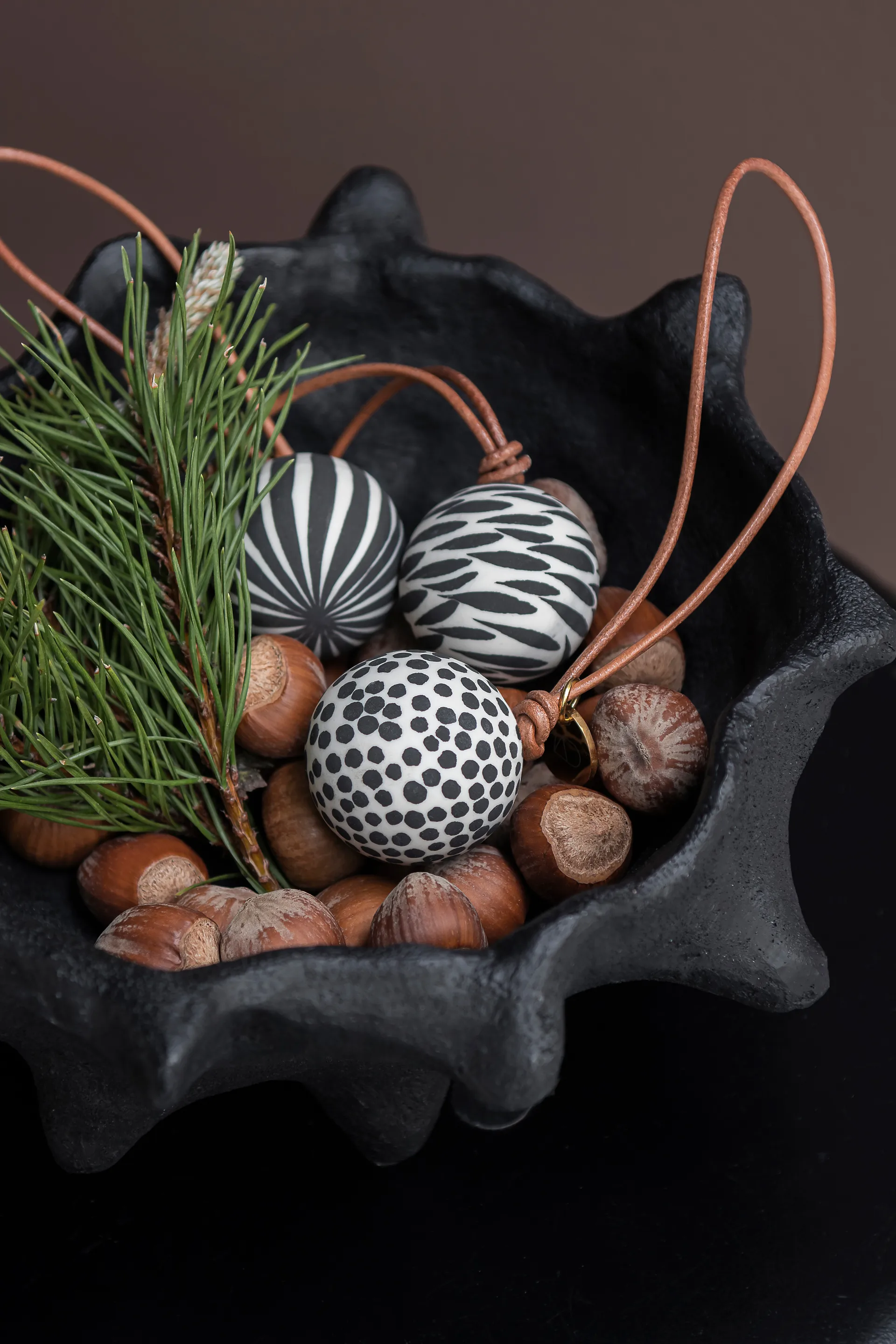Globe Christmas bauble 3 pieces, Black Mette Ditmer