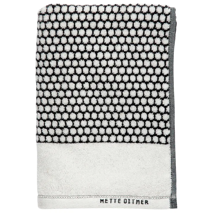 Grid towel 70x140 cm - Black-off white - Mette Ditmer