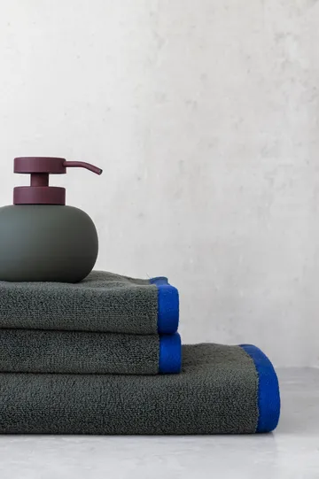 Lotus play soap pump low, incl. 2 pump heads - Dark olive - Mette Ditmer