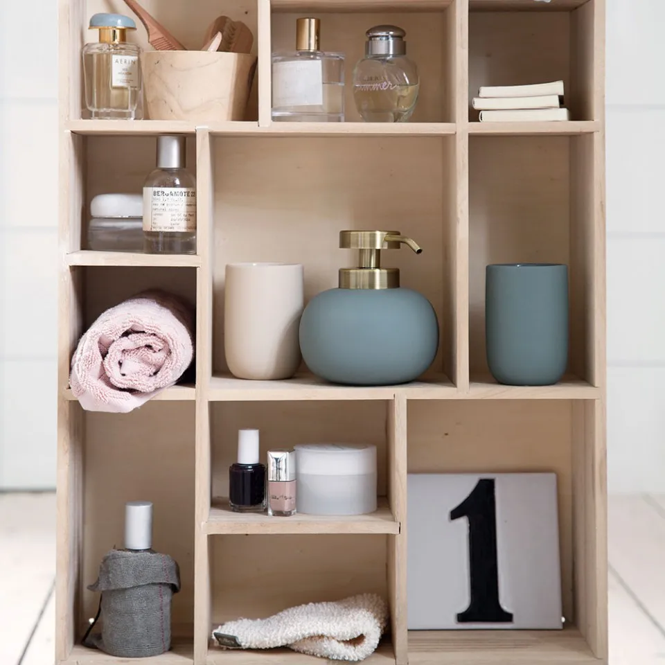 Lotus tooth brush holder, sand Mette Ditmer