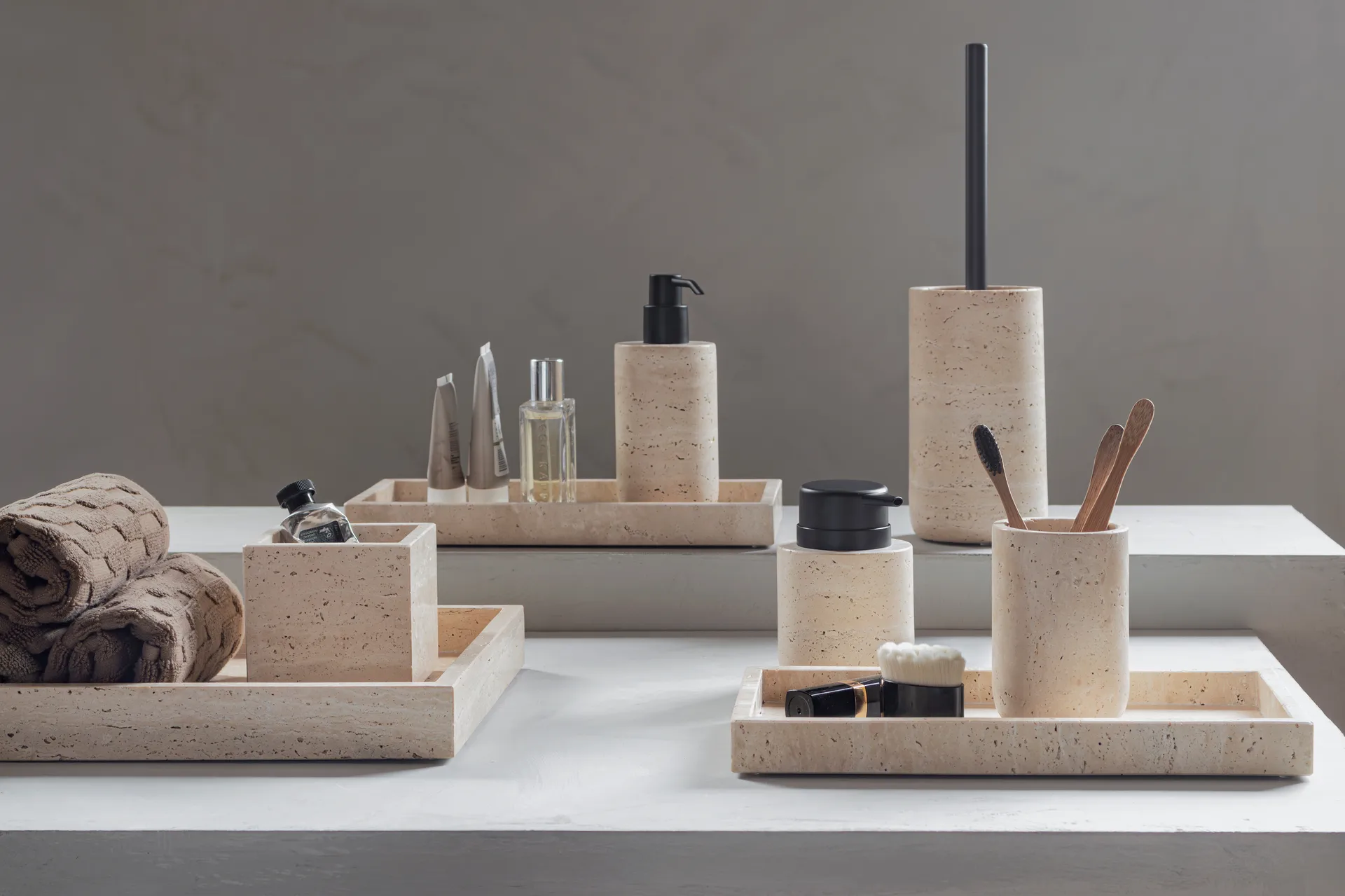 Travertine toothbrush holder 10 cm, Linen Mette Ditmer