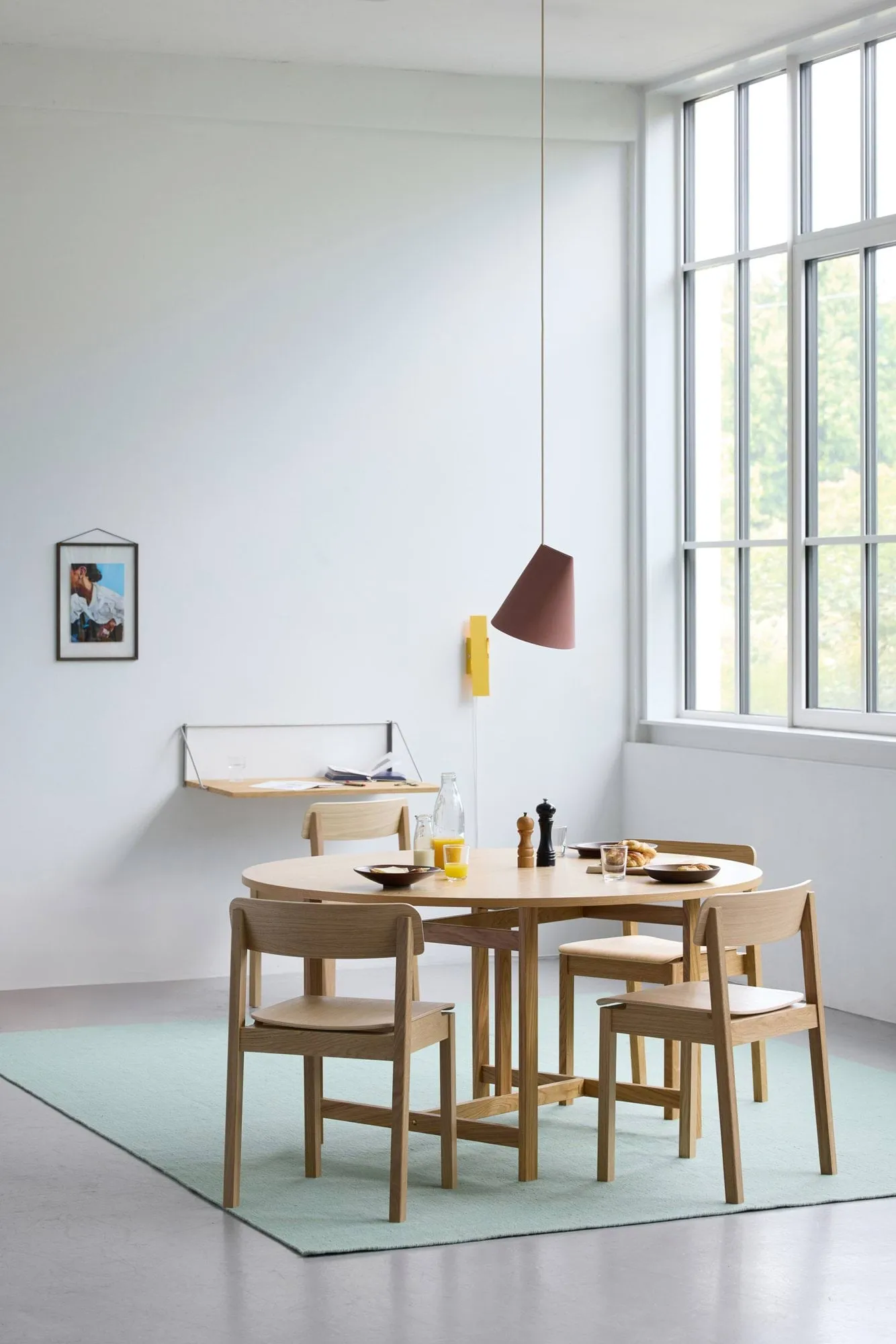 Everyday Chair chair, Lacquered oak MOEBE