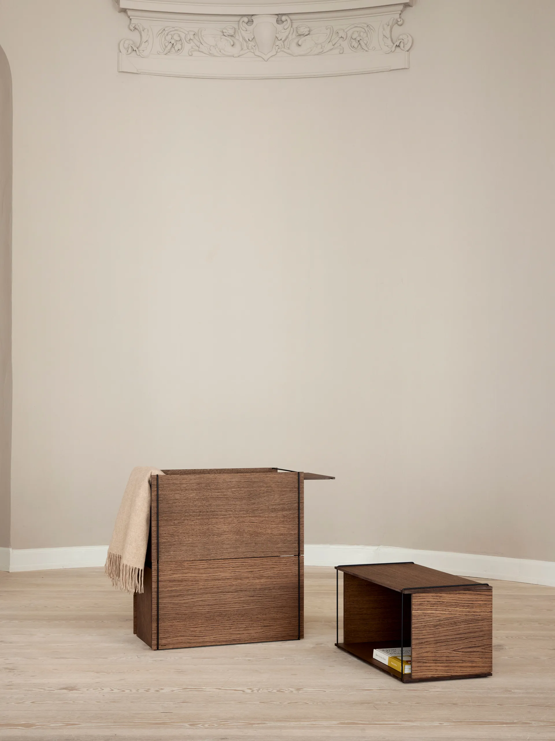 Moebe storage box, Smoked oak-black MOEBE