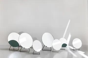 Table mirror Ø20 cm - Brass - MOEBE
