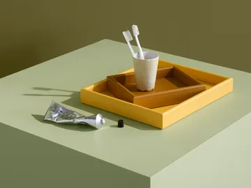 Arrange tray medium 27.3x32.6 cm - Acacia - Montana