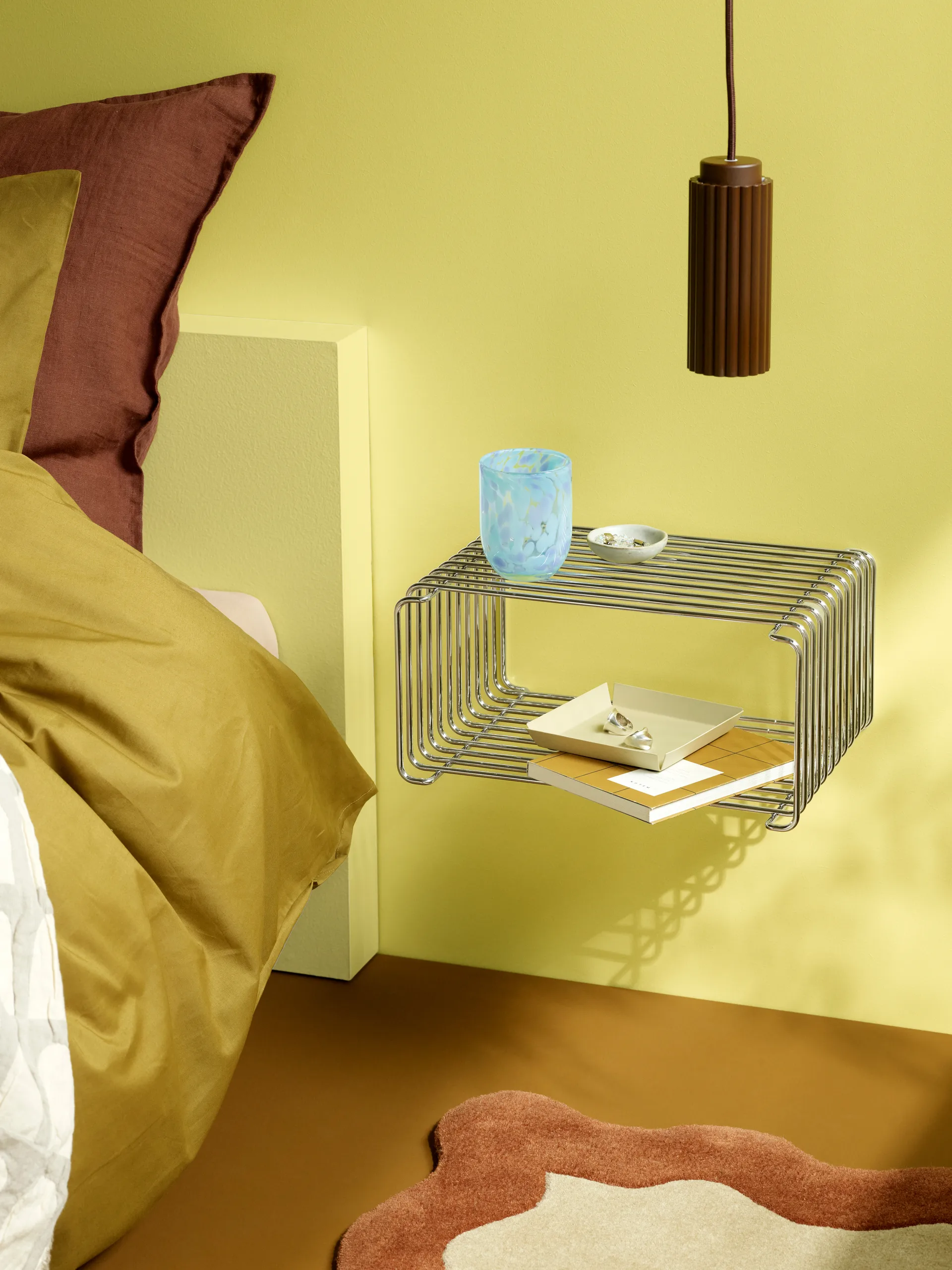Panton Wire Half Height shelf 34.8x17.2x25.7 cm, Chrome Montana