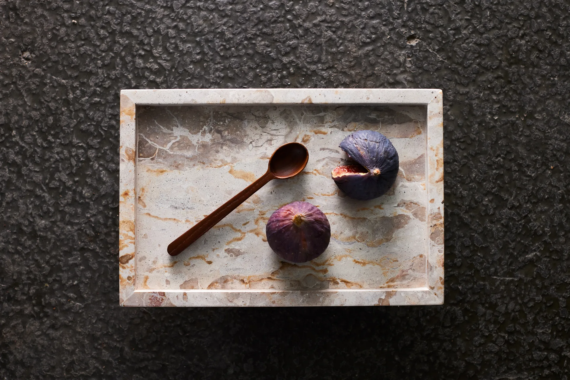 Vita decorative tray 20x30 cm, Seashell MUUBS