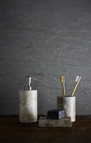 White toothbrush holder - Seashell - MUUBS