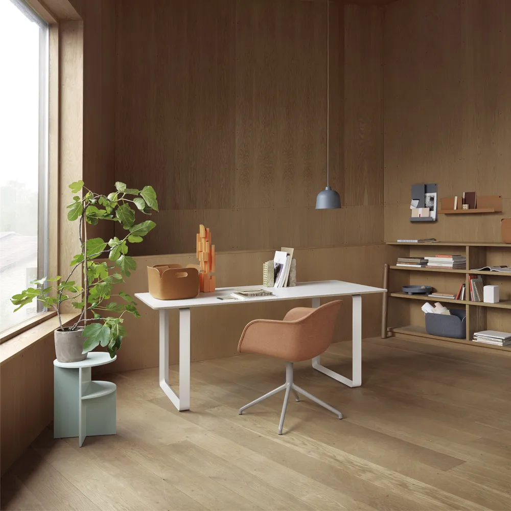 70/70 dining table 170x85 cm, Solid smoked oak-Black Muuto
