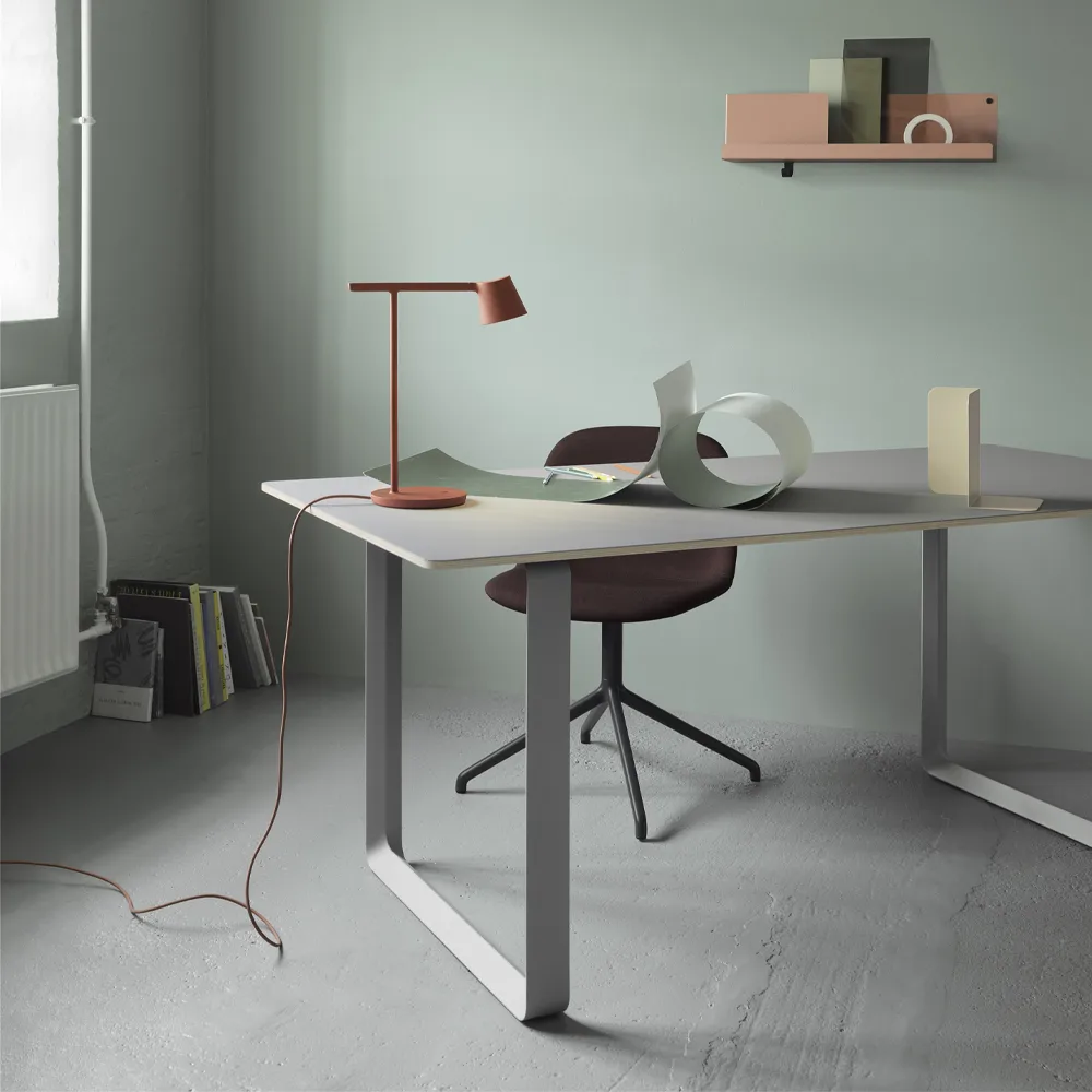70/70 dining table 170x85 cm, Solid smoked oak-Black Muuto