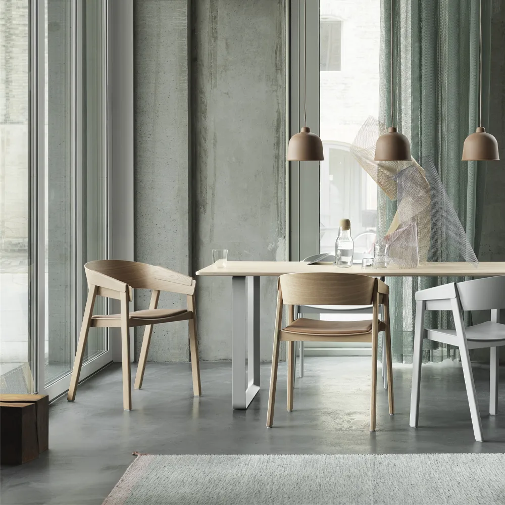 70/70 dining table 225x90 cm, Solid smoked oak-Sand Muuto