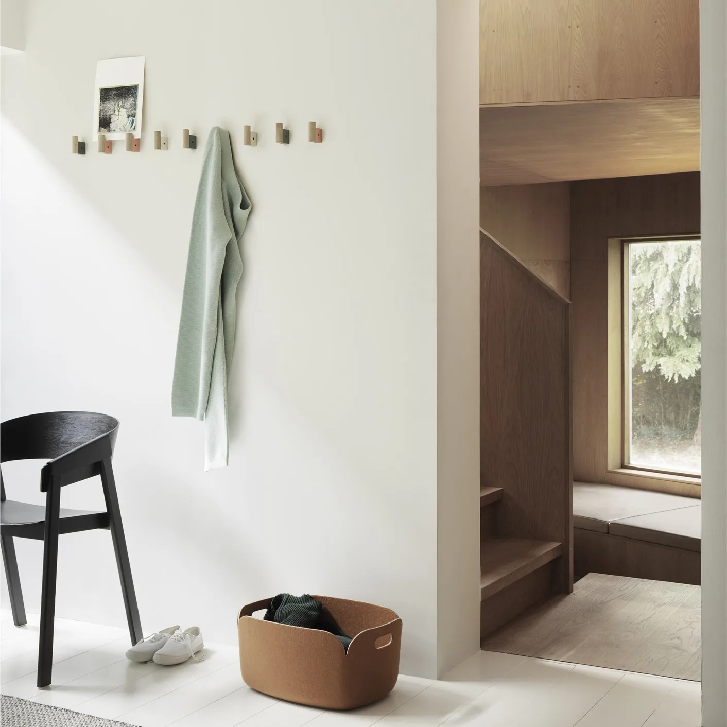 Attach hook 2-pack, Oak-aluminum Muuto