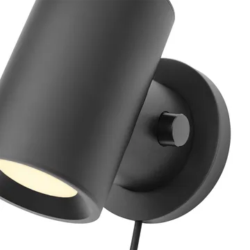 Beam wall lamp - Black - Muuto