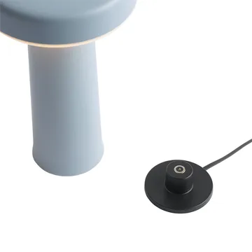 Ease portable table lamp 21.5 cm - Light blue - Muuto