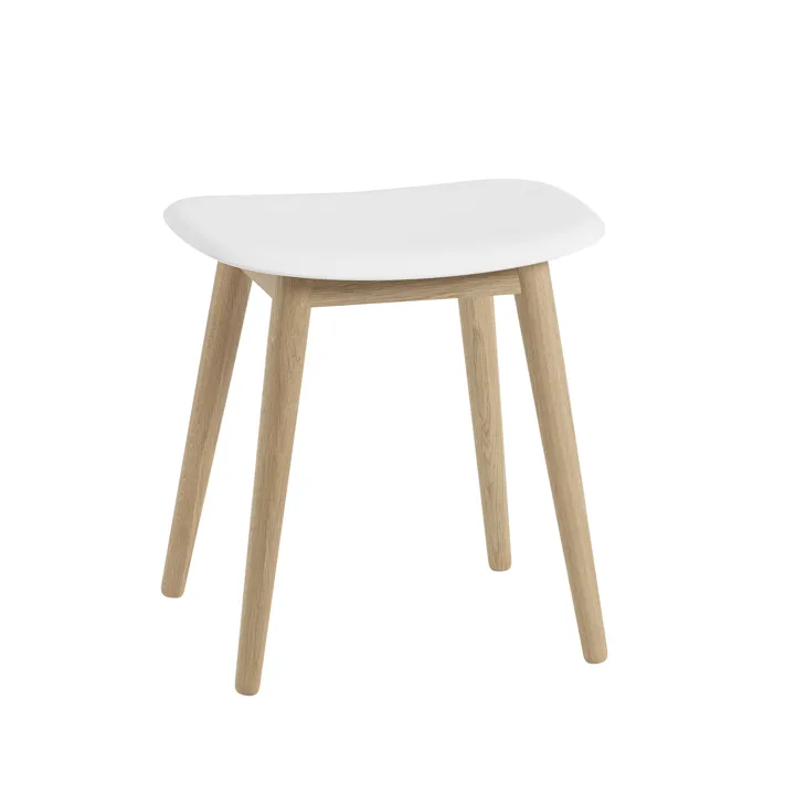 Fiber stool - Natural white, oak legs - Muuto