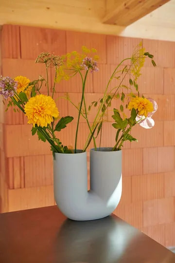 Kink vase 26 cm - Light-blue - Muuto