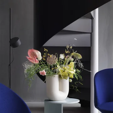 Kink vase 26 cm - Sand - Muuto