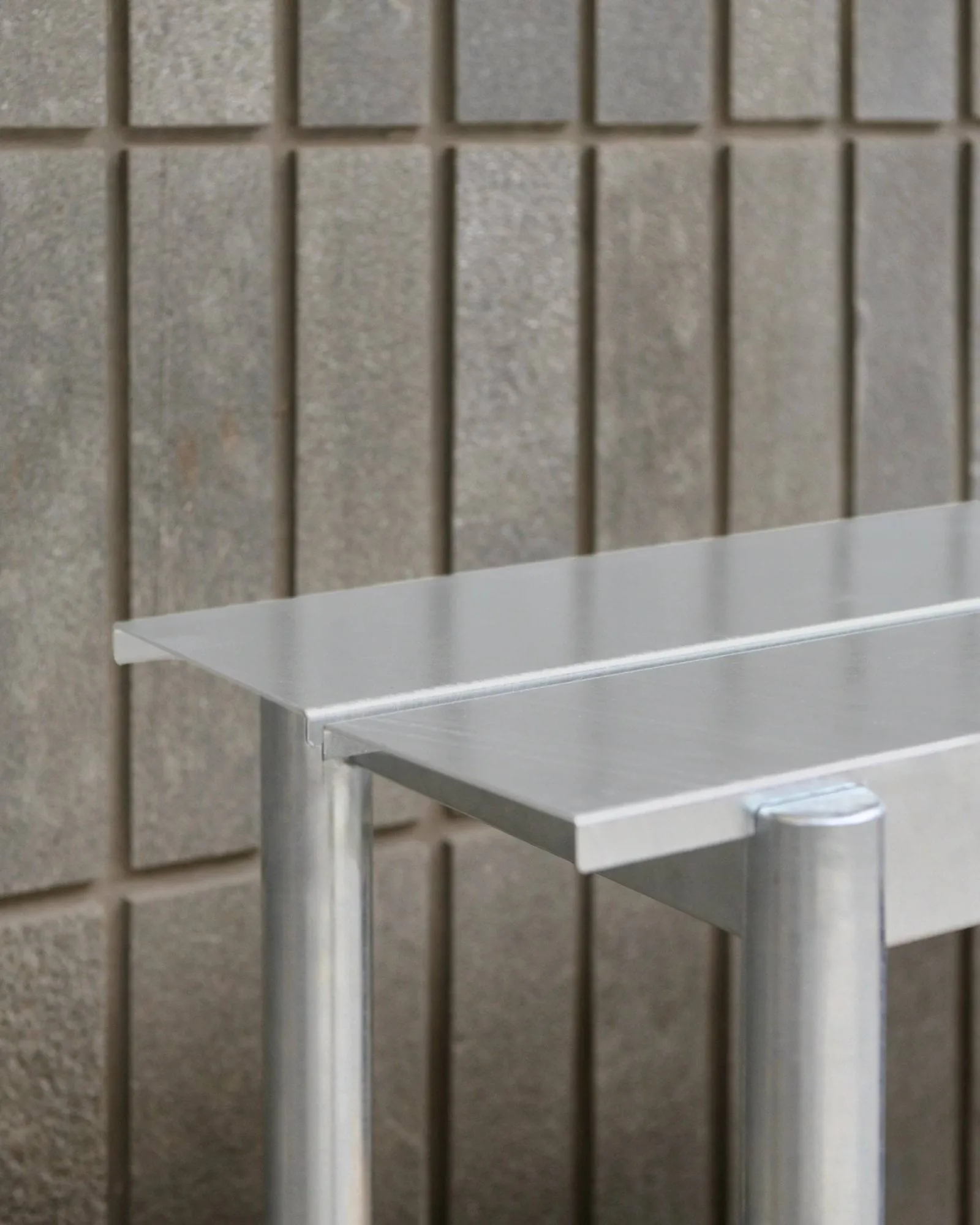 Linear steel bench 110 cm, Warm galvanized steel Muuto