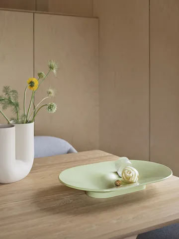 Mere bowl 52x36 cm - Light Green - Muuto
