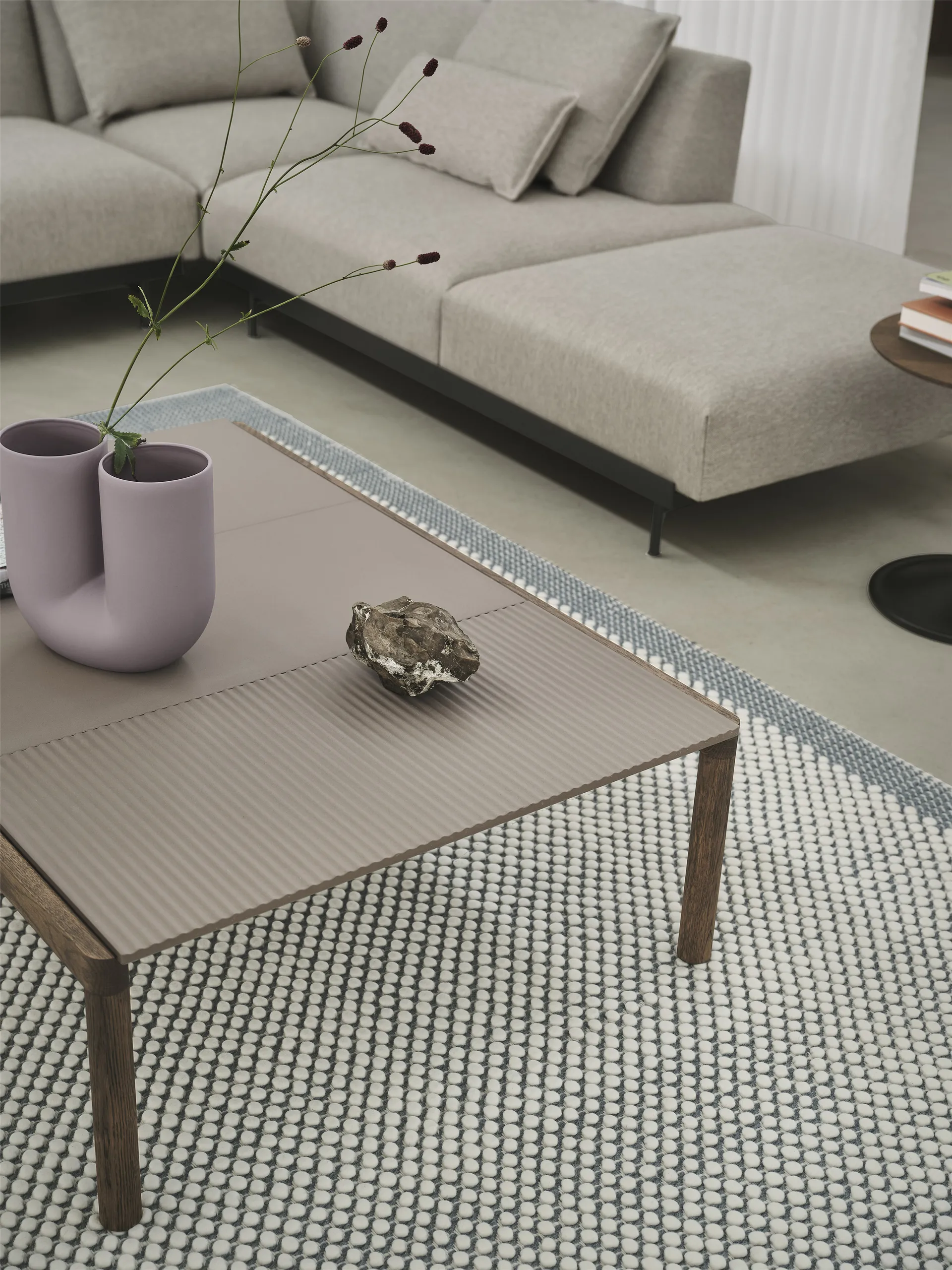 Pebble rug 200x300 cm, Pale blue Muuto
