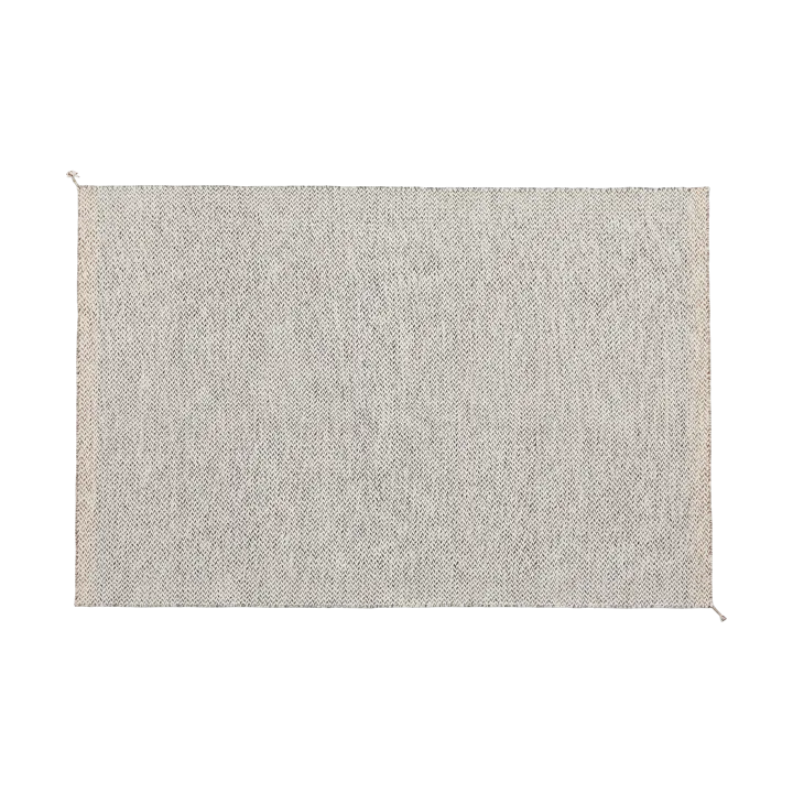 Ply rug 170x240 cm - Black-white - Muuto