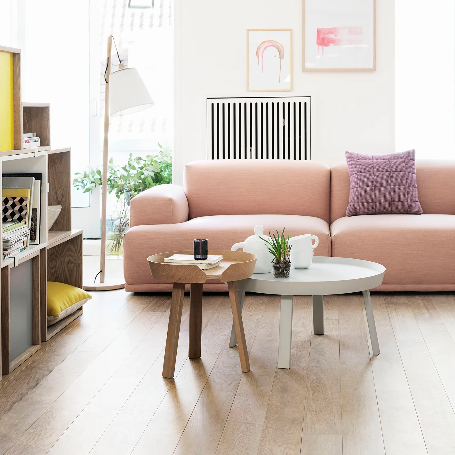 Pull floor lamp, white Muuto