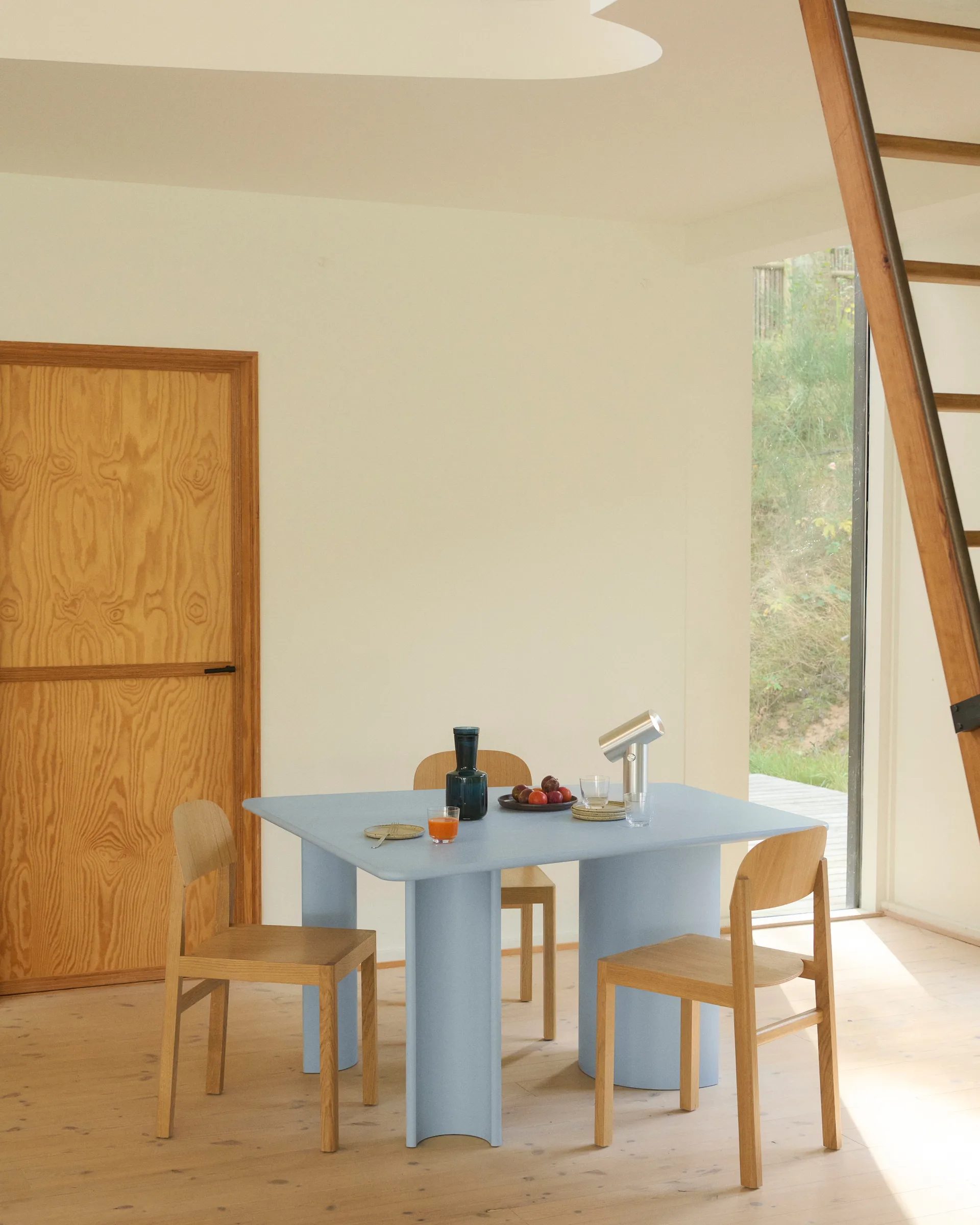 Re-norm dining table, Light blue, 130x120 cm Muuto